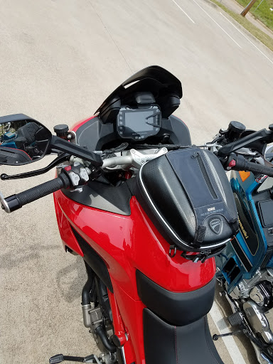 Triumph Motorcycle Dealer «Eurosport Cycle», reviews and photos, 3100 Airport Fwy, Fort Worth, TX 76111, USA