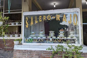 Sop Ayam Pak Miin Klaten ( KELVIN ) & SALERO INN image