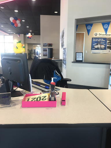 Volkswagen Dealer «Volkswagen of Fairfield», reviews and photos, 2855 Auto Mall Pkwy, Fairfield, CA 94533, USA