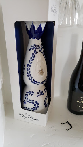 Wine Store «Total Wine & More», reviews and photos, 394 N Moorpark Rd, Thousand Oaks, CA 91360, USA