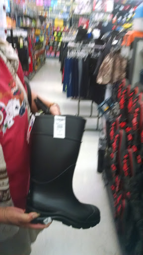 Sporting Goods Store «Big 5 Sporting Goods», reviews and photos, 3600 Peck Rd, El Monte, CA 91731, USA