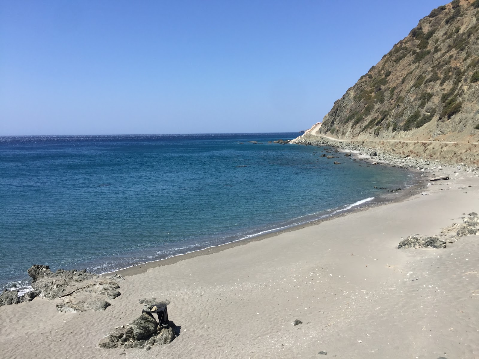 Foto av East beach med grå sten yta
