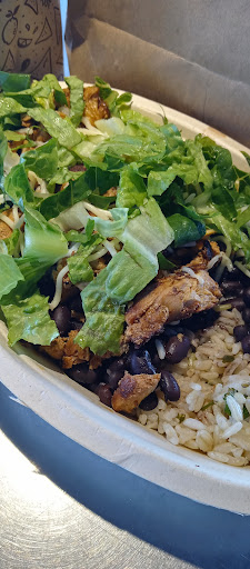 Mexican Restaurant «Chipotle Mexican Grill», reviews and photos, 9540 Mason Montgomery Rd, Mason, OH 45040, USA