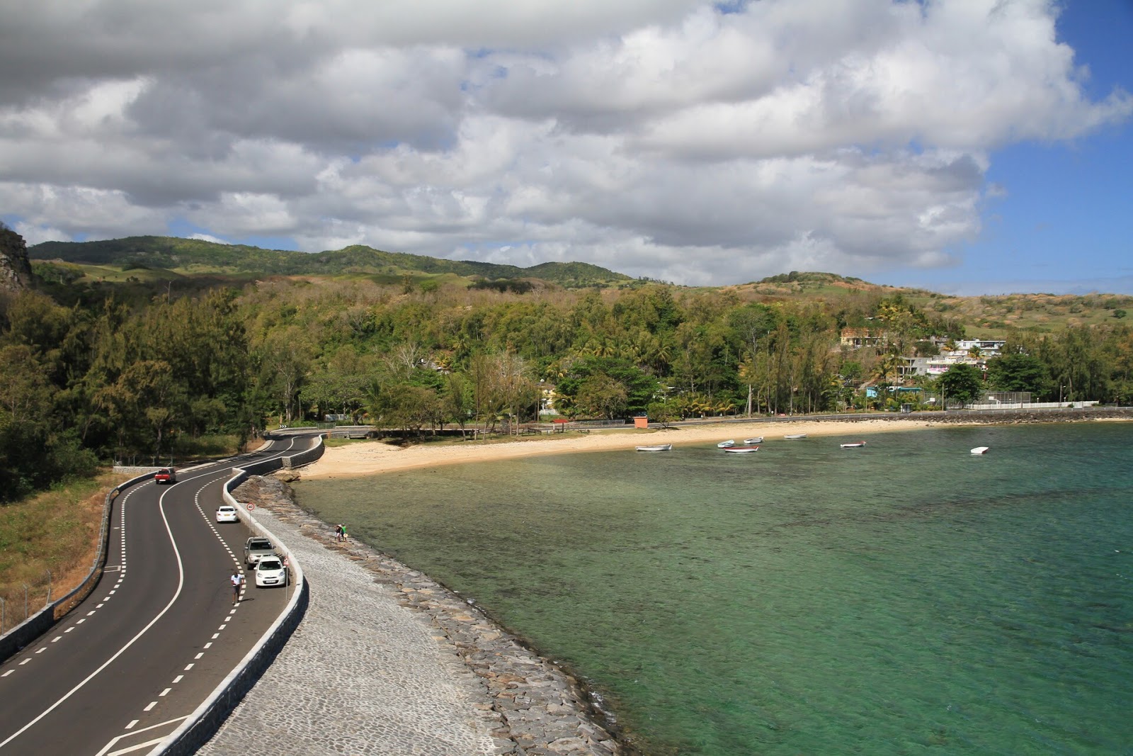 Foto von Cape Bay Beach mit beiger sand Oberfläche
