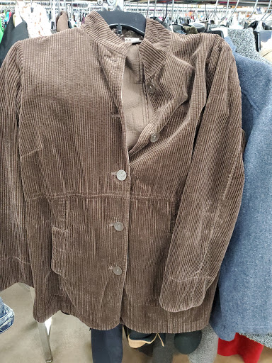 Thrift Store «Rescue Treasures», reviews and photos, 524 N Burdick St, Kalamazoo, MI 49007, USA