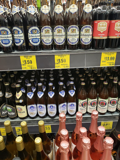 Grocery Store «Grocery Outlet Bargain Market», reviews and photos, 6333 Geary St, San Francisco, CA 94121, USA