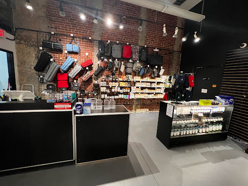 Tobacco Shop «Amsterdam Smoke and Vape Store», reviews and photos, 315 Pine Ave, Long Beach, CA 90802, USA