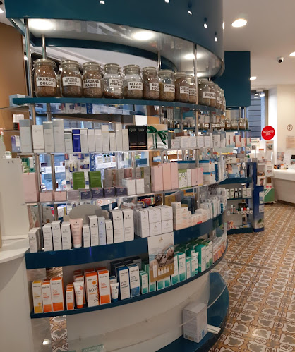 Rezensionen über Farmacia Centrale Küng SA in Lugano - Apotheke