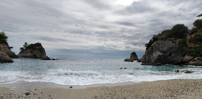 Σχόλια και κριτικές για το Παραλία Πίσω Κρυονέρι