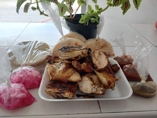 Pollo pardo pollos asados al carbón hechos al auténtico estilo sinaloa