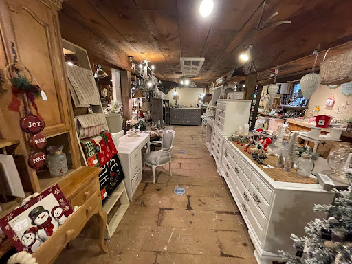 Candle Store «Whiffle Tree Country Store & Candle Co», reviews and photos, 101 Andover Rd, Billerica, MA 01821, USA