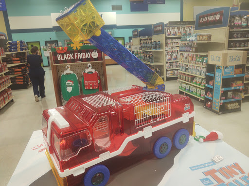 Pet Supply Store «PetSmart», reviews and photos, 5890 Trussville Crossings Pkwy, Birmingham, AL 35235, USA