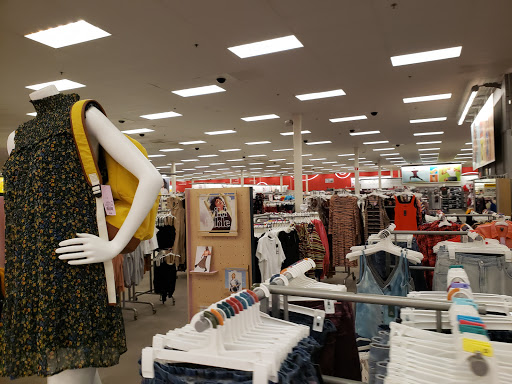 Shopping Mall «Springbrook Mall», reviews and photos, 137 85th Ave NW, Coon Rapids, MN 55433, USA