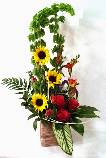 Florist «Roses Are Red Florist», reviews and photos, 425 5th Ave, Indialantic, FL 32903, USA