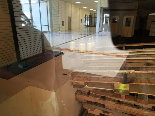 Shopping Mall «Innsbruck Mall», reviews and photos, 85 Tunnel Rd #40, Asheville, NC 28805, USA