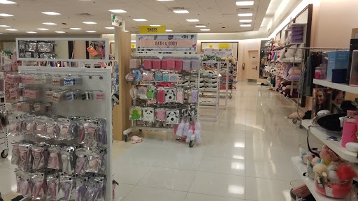 Clothing Store «Forever 21», reviews and photos, 10306 Southside Blvd, Jacksonville, FL 32256, USA