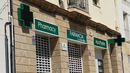 Farmacia La Murallita: Ldo. FJ Maquieira Ron C. Sta. Elena, 5, 11006 Cádiz, España