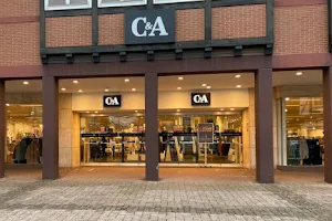 c a, C&A Stores nearby Celle image