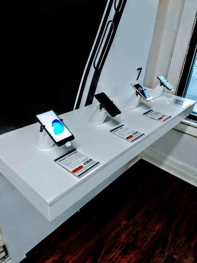 Cell Phone Store «MetroPCS Authorized Dealer», reviews and photos, 895 W Center St, Kingsport, TN 37660, USA