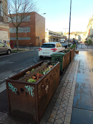 Bac à terreau à Bordeaux