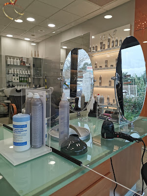 Salon de Coiffure et Institut de Beauté - L'Espace EstHair La Seyne-sur-Mer à La Seyne-sur-Mer