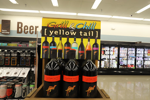 Grocery Store «Food Lion», reviews and photos, 304 S Broadway, Portland, TN 37148, USA