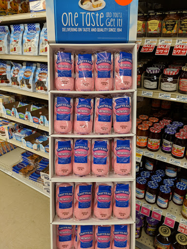 Supermarket «Giant Eagle Supermarket», reviews and photos, 870 N Court St, Medina, OH 44256, USA