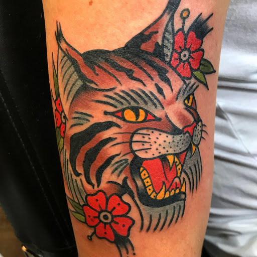 Explore anchor tattoo ideas, creative tattoo ideas in Lakeland, available at Black Swan Tattoo