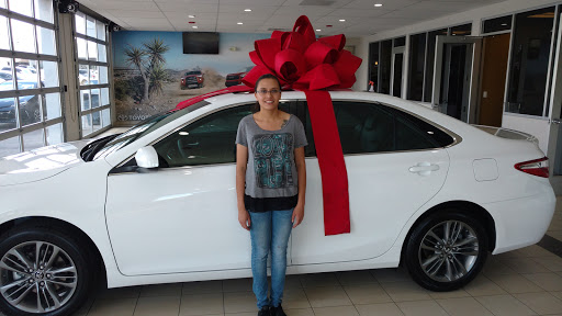 Used Car Dealer «FOX Toyota of El Paso», reviews and photos, 11165 Gateway Blvd W, El Paso, TX 79935, USA
