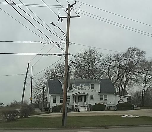 Sporting Goods Store «Chain O Lakes Sports», reviews and photos, 62 US-12, Fox Lake, IL 60020, USA