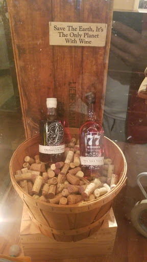 Wine Store «Table Wine», reviews and photos, 79-14 37th Ave, Jackson Heights, NY 11372, USA