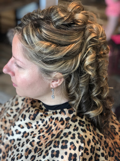 Hair Salon «Hair 2 Dye 4 Salon», reviews and photos, 165 Newark Pompton Turnpike, Pequannock Township, NJ 07440, USA