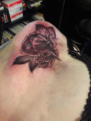 Tattoo Shop «Victory Tattoo», reviews and photos, 1818 Mangrove Ave, Chico, CA 95926, USA