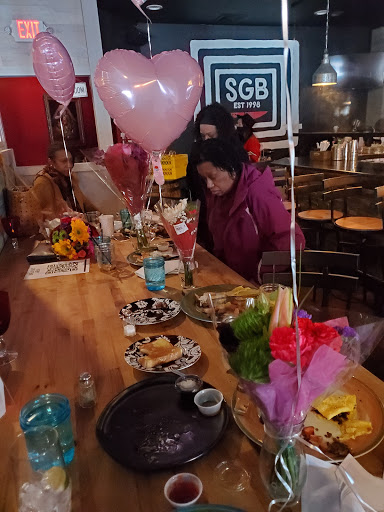 American Restaurant «The Spicy Green Bean», reviews and photos, 225 Hebron Ave, Glastonbury, CT 06033, USA