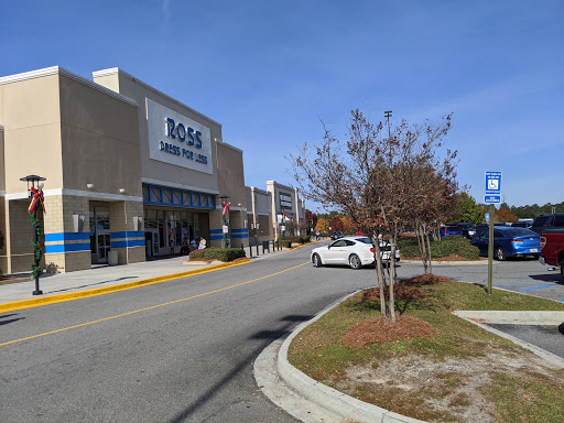 Clothing Store «Ross Dress for Less», reviews and photos, 1700 Norman Dr, Valdosta, GA 31601, USA