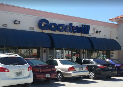 Thrift Store «Goodwill», reviews and photos