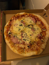 Pizza du Restauration rapide Casa J à Miniac-Morvan - n°19