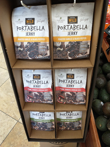 Supermarket «Giant Eagle Supermarket», reviews and photos, 1201 Mentor Ave, Painesville, OH 44077, USA