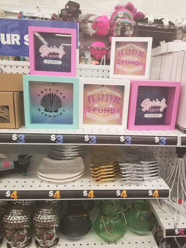 Variety Store «Five Below», reviews and photos, 14635 W 119th St, Olathe, KS 66062, USA