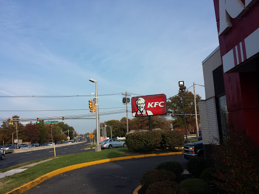 Shopping Mall «Airport Plaza Shopping Center», reviews and photos, 1390 NJ-36, Hazlet, NJ 07730, USA