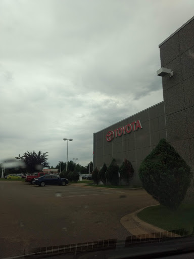 Car Repair and Maintenance «Burnsville Toyota Service & Parts», reviews and photos, 14800 Burnhaven Dr, Burnsville, MN 55306, USA