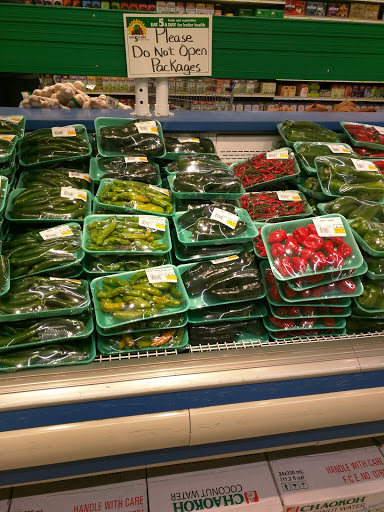 Grocery Store «Global Foods Market», reviews and photos, 421 N Kirkwood Rd, Kirkwood, MO 63122, USA