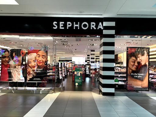 Shopping Mall «CoolSprings Galleria», reviews and photos, 1800 Galleria Blvd, Franklin, TN 37067, USA