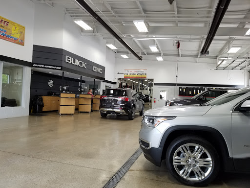 Car Dealer «Golling Buick GMC», reviews and photos, 1491 S Lapeer Rd, Lake Orion, MI 48360, USA