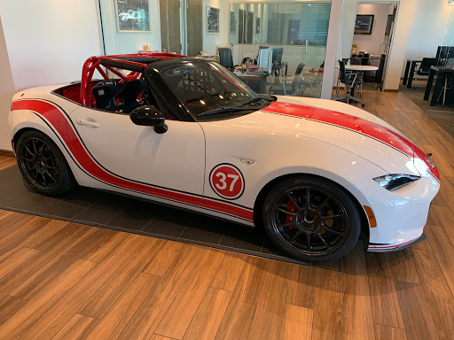 Mazda Dealer «Mazda of Valley Stream», reviews and photos, 676 W Merrick Rd, Valley Stream, NY 11580, USA