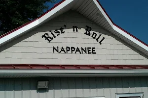 Rise'n Roll Bakery & Deli - Nappanee image