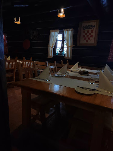 Recenzije Lička kuća u Novalja - Restoran