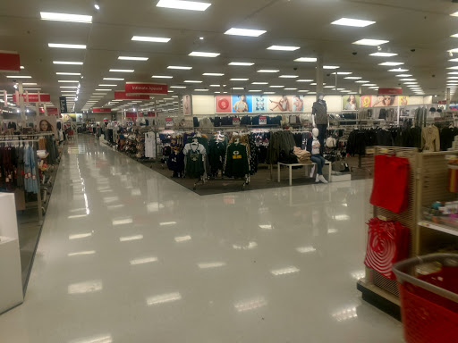 Department Store «Target», reviews and photos, 2401 Coulee Rd, Hudson, WI 54016, USA