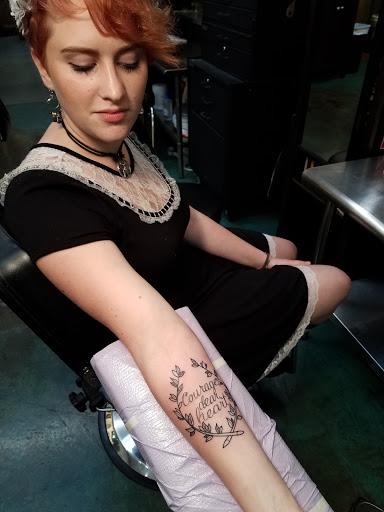 Tattoo Shop «Spidermonkey Tattoos», reviews and photos, 217 4th Ave E, Olympia, WA 98501, USA