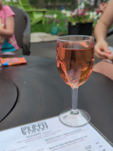 Winery «Broken Earth Winery», reviews and photos, 219 Robert Parker Coffin Rd, Long Grove, IL 60047, USA